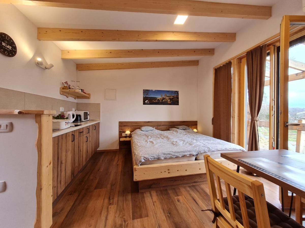 Panorama Glamping Vipavska Dolina Apartment Dobravlje Екстериор снимка