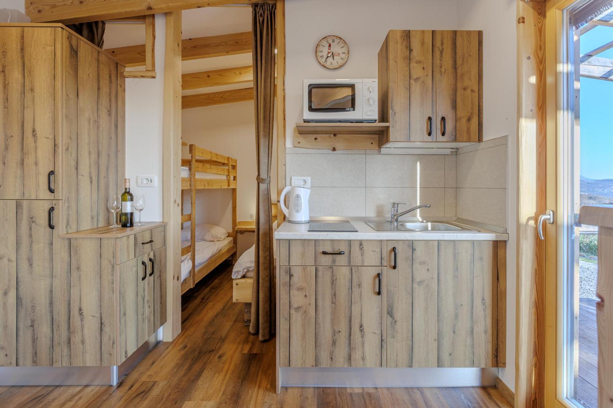 Panorama Glamping Vipavska Dolina Apartment Dobravlje Екстериор снимка